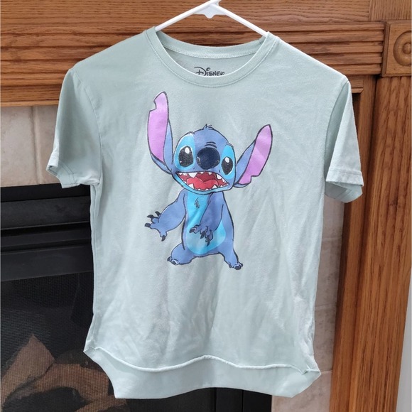 Disney Tops - Disney Lilo and Stitch Teeshirt
